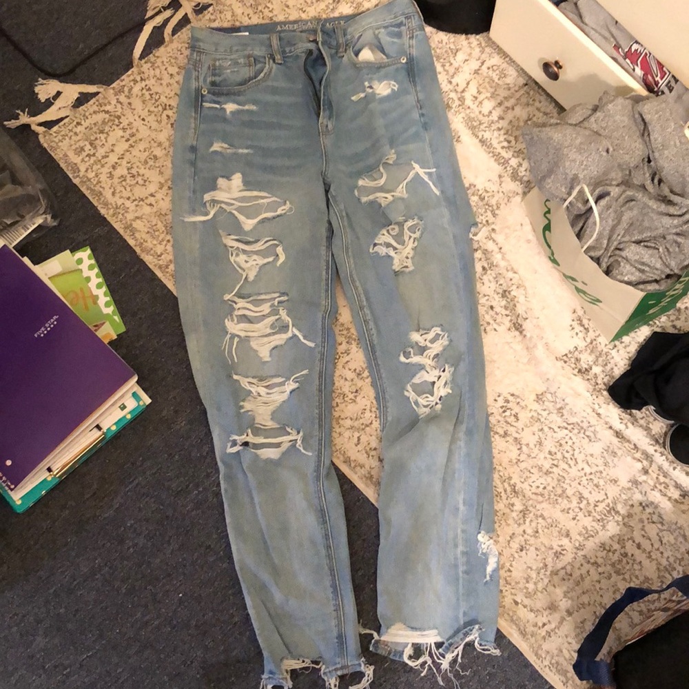 American Eagle Mom jeans